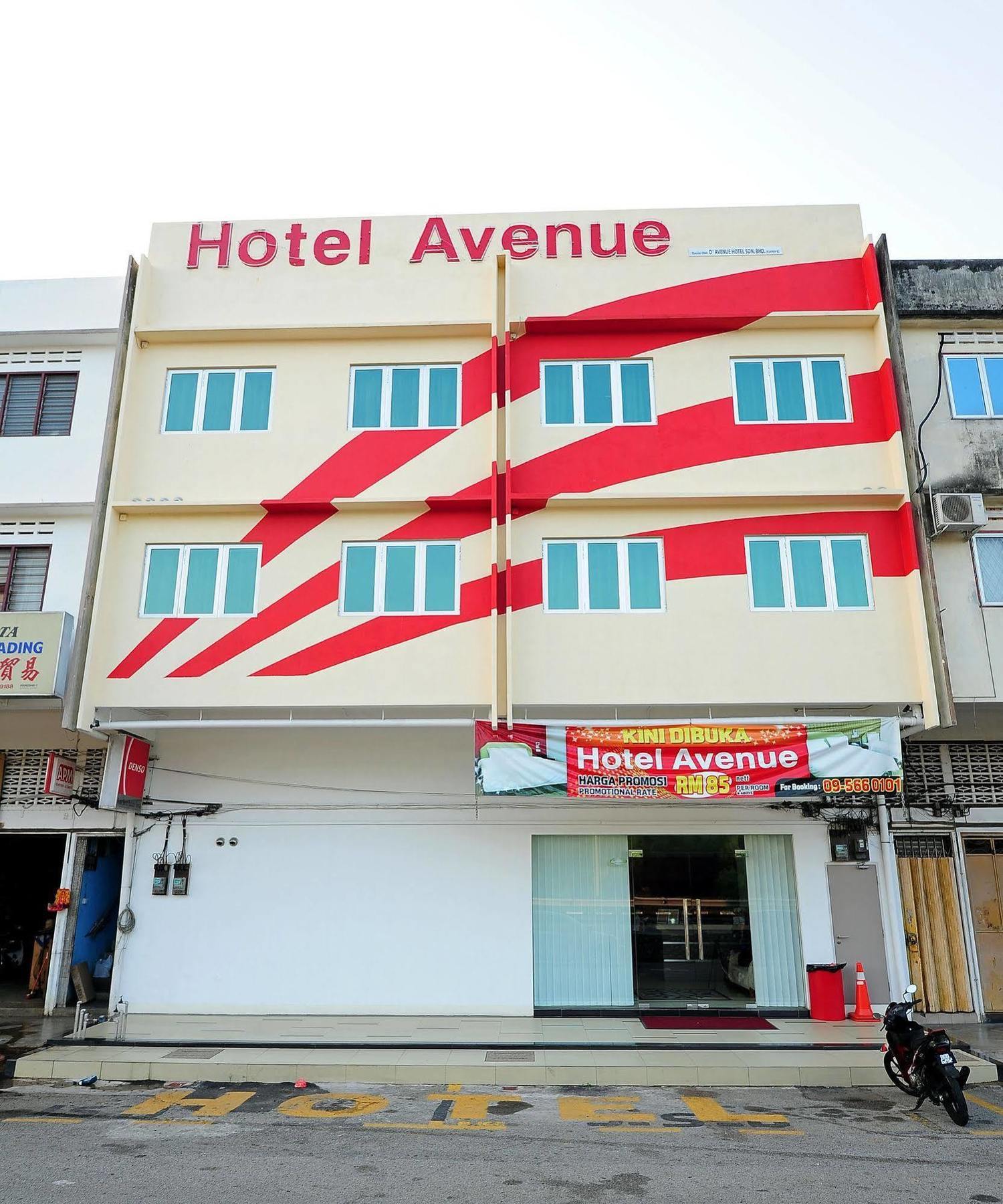 Hotel Avenue Kuantan Bagian luar foto
