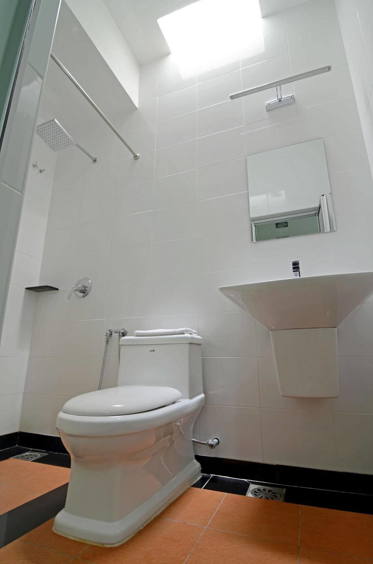 Hotel Avenue Kuantan Bagian luar foto