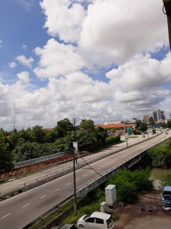 Hotel Avenue Kuantan Bagian luar foto