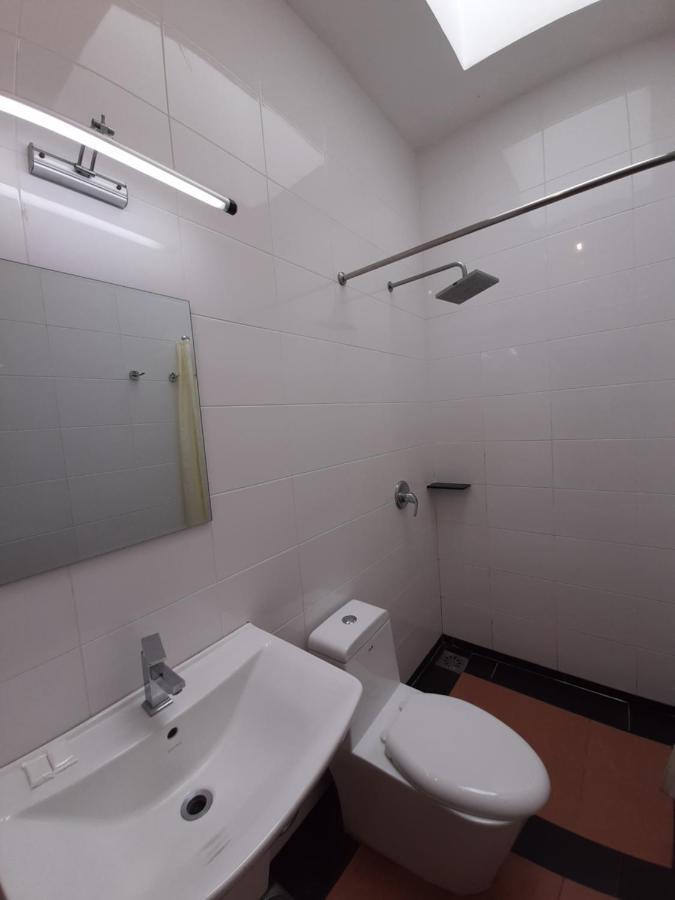 Hotel Avenue Kuantan Bagian luar foto